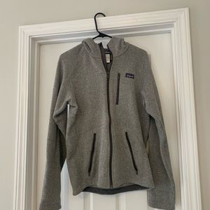 Patagonia jacket, never worn. Men’s size small.